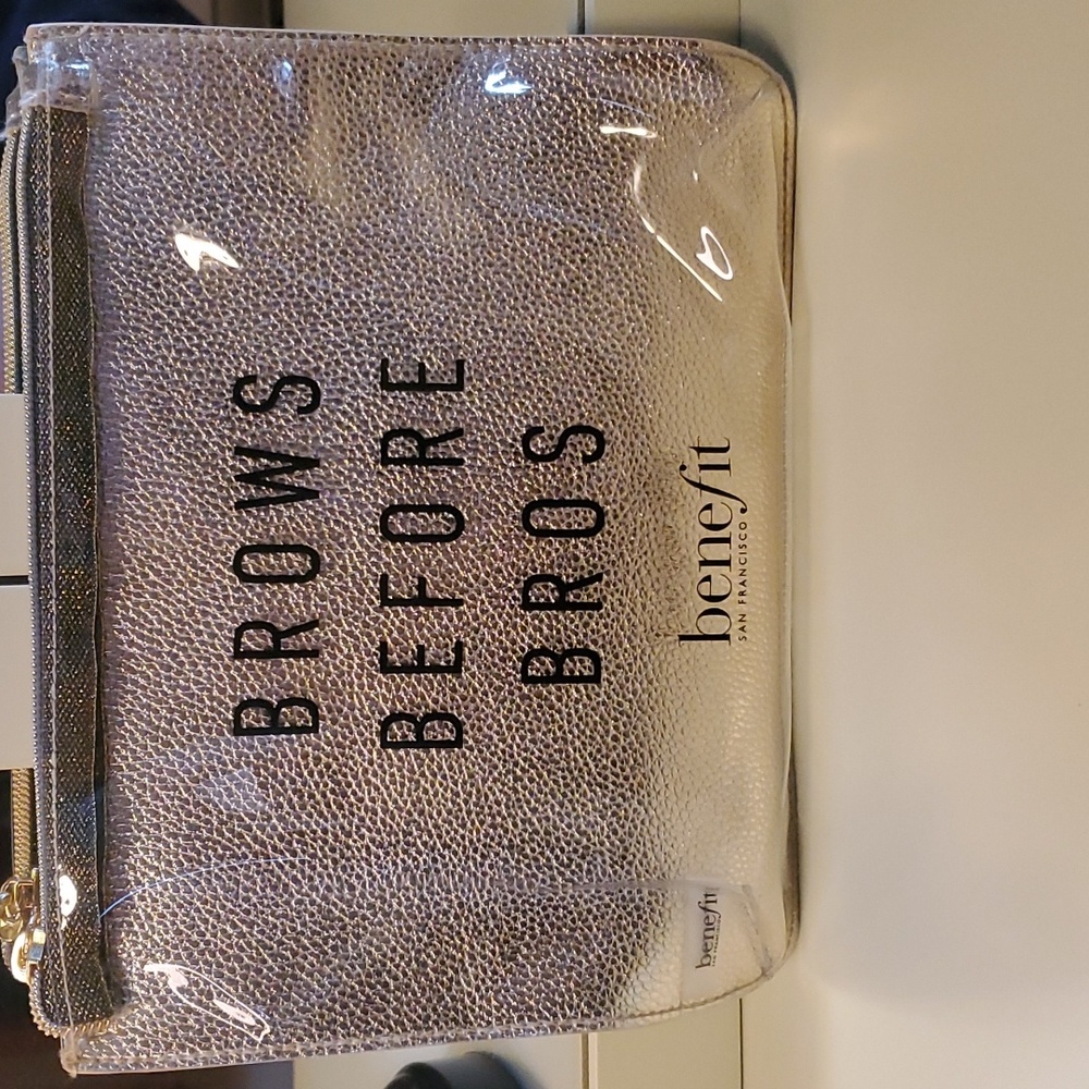 Cosmetic bag